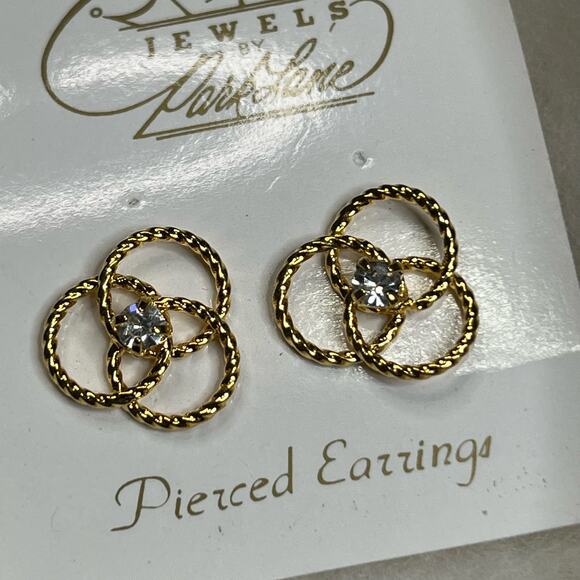 Vintage Jewls by Parkland Overlapping Circles Pierced Gold Tone Earrings - Picture 1 of 3